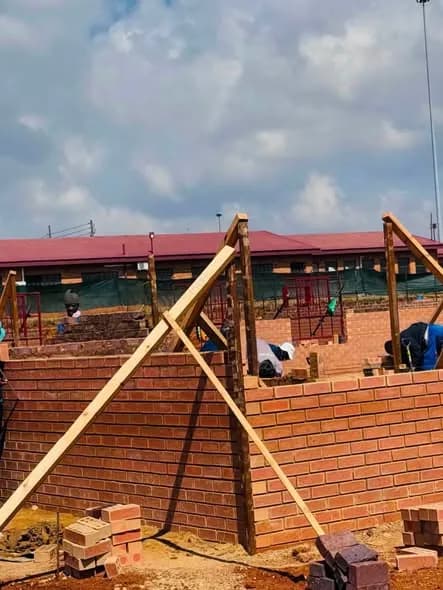 Construction of New Facilities Progressing at Setsheng Secondary School