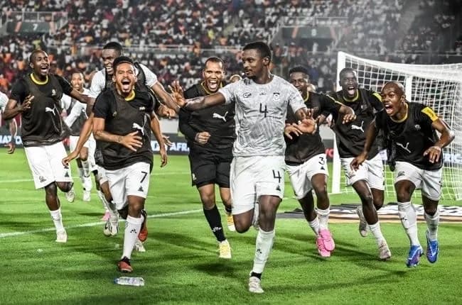 Bafana glory!  Brave and resilient Bafana lift SA’s spirit