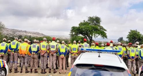 MULTIDISCIPLINARY ROADBLOCK STRENGTHENS ROAD SAFETY ON R40 IN BUSHBUCKRIDGE